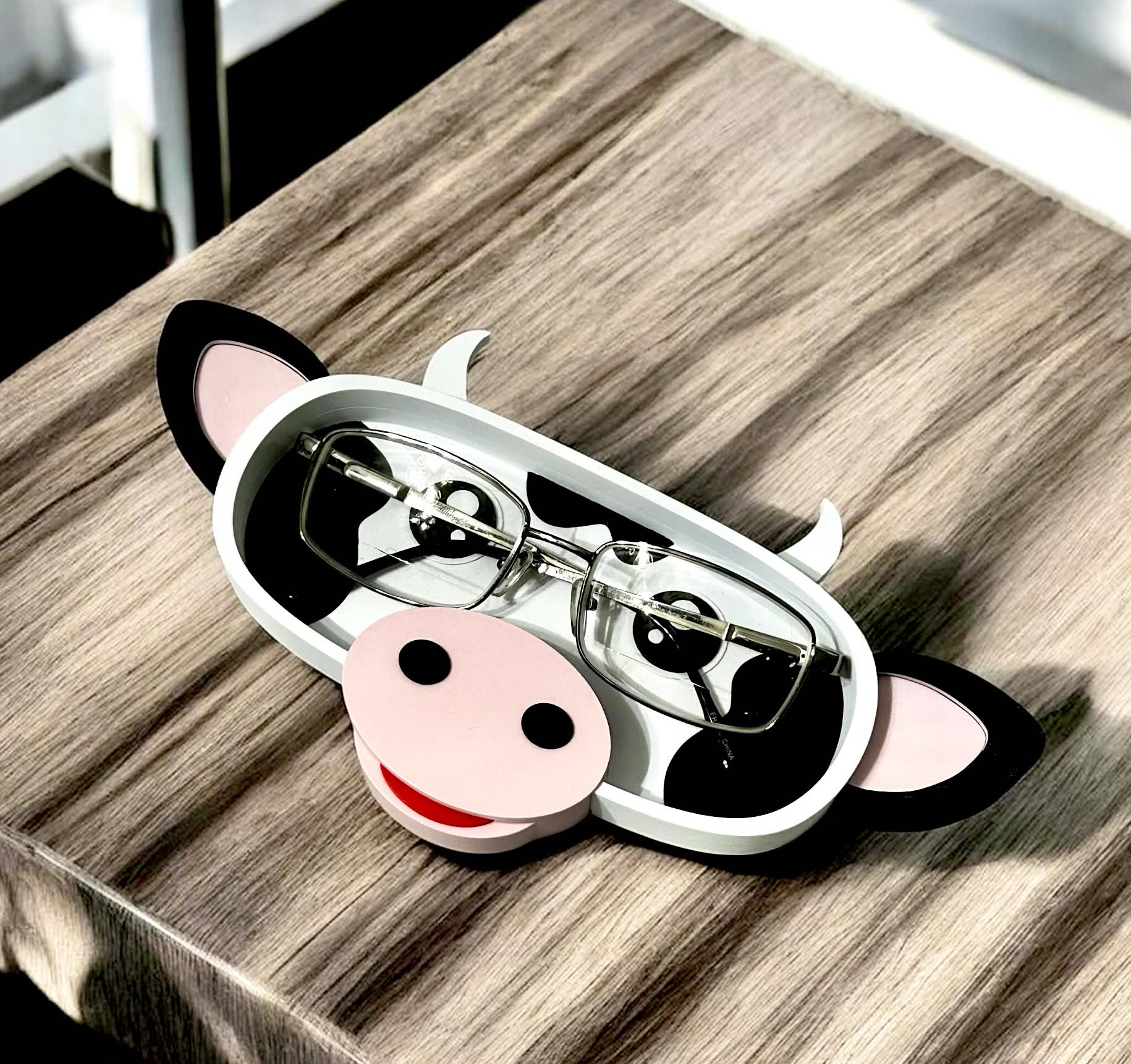 Cow Eyeglass Holder – Fun Eyewear Stand for Home, Office, or Bedroom