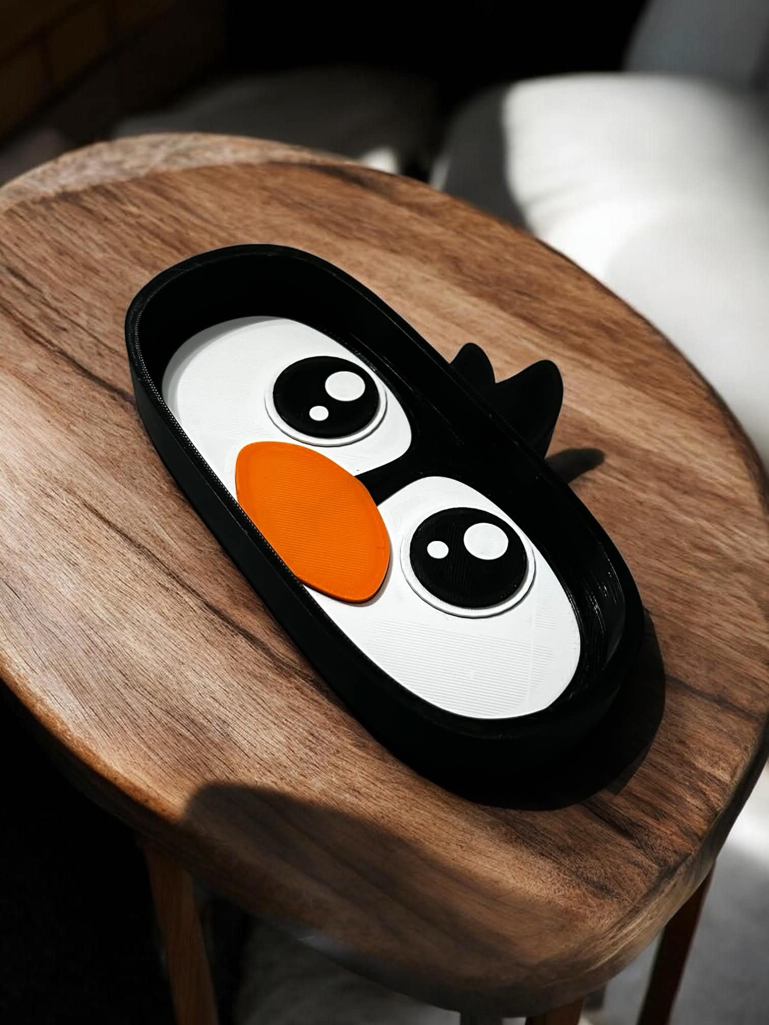 Penguin Glasses Holder - Cute Eyewear Stand for Readers & Sunglasses